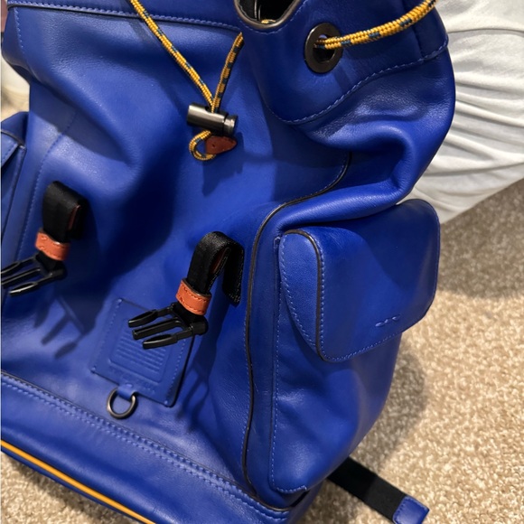 Coach luxury Blue Leather Men's Backpack - Picture 3 of 6